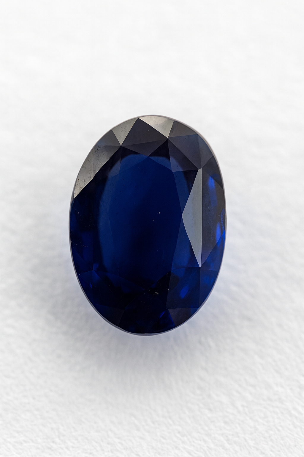 Natural Blue Sapphire (2.38 Ct) - Sri Lanka 💰 - Gemcy Gems